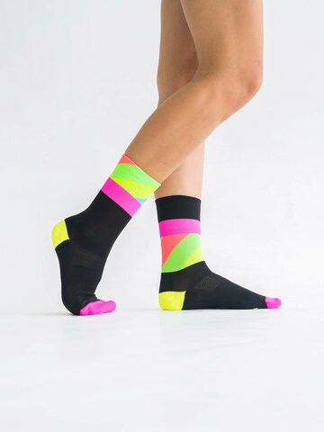 INCYLENCE Athletic Socks 'STRIDES' in Black