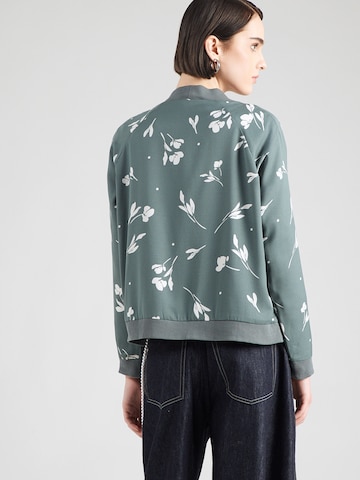 Giacca di mezza stagione 'Maja' di ABOUT YOU in verde