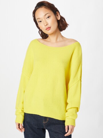 Pull-over 'DAMSVILLE' AMERICAN VINTAGE en jaune : devant