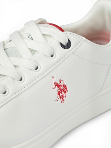 Pantofi cu șireturi ' UMByron ' de la U.S. POLO ASSN. pe alb