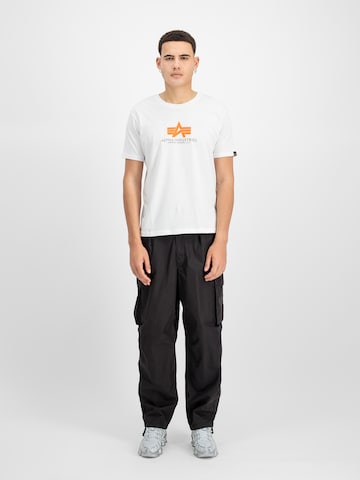 T-Shirt ALPHA INDUSTRIES en blanc