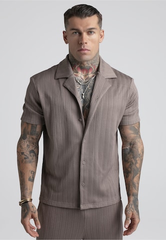 Regular fit Camicia di SikSilk in marrone: frontale