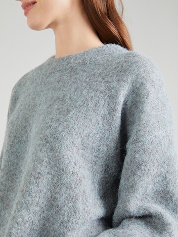 TOPSHOP Sweater in Grey