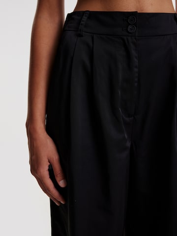 Wide leg Pantaloni 'Janne' di EDITED in nero