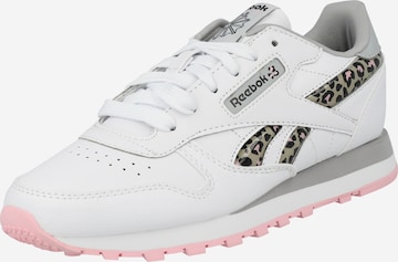 Reebok Trainers in White: front