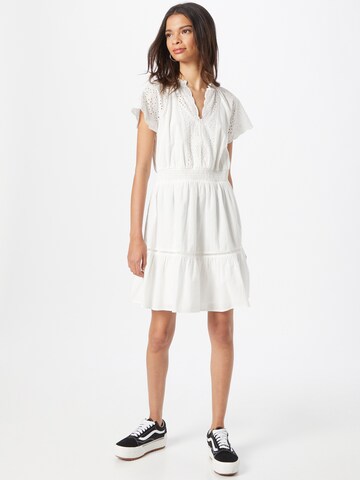 Robe-chemise 'Philippa' VERO MODA en blanc : devant