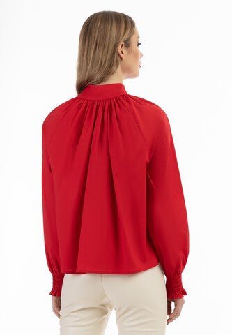 faina Blouse in Rood