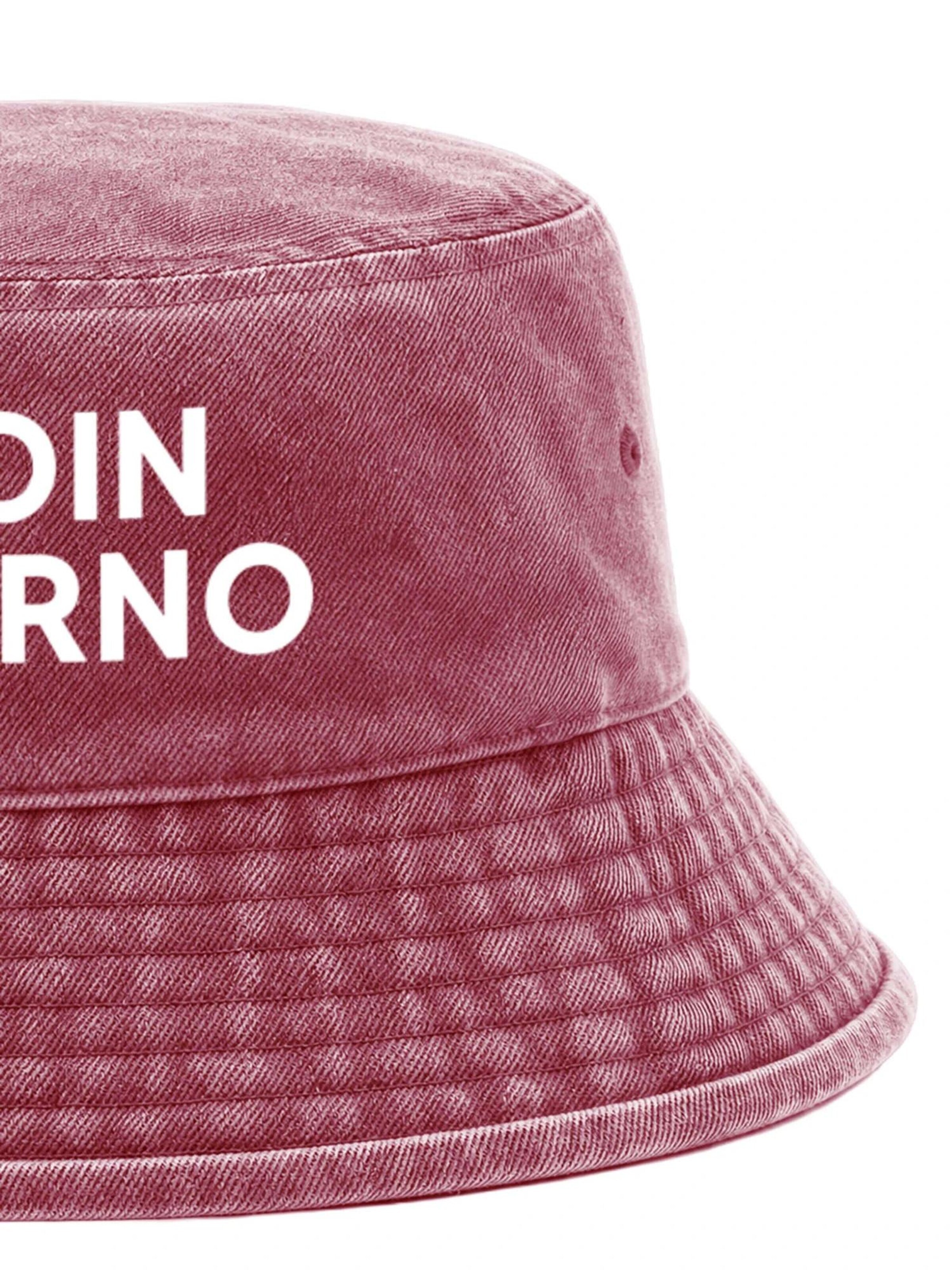 Neverless Hat 'Moingiorno' in Red