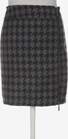 Kenny S. Skirt in M in Grey: front