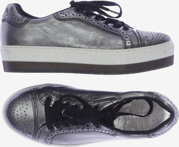 DIESEL Sneaker 36 in Silber: predná strana