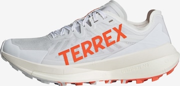 Chaussure basse 'Agravic Speed Trai' ADIDAS TERREX en blanc : devant