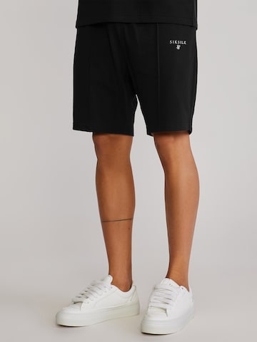 Completo sportivo di SikSilk in nero