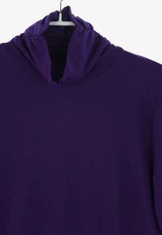 passport Top & Shirt in L in Purple