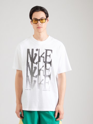 T-Shirt Nike Sportswear en blanc : devant
