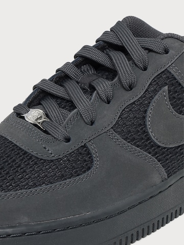 Nike Sportswear Trainers 'Air Force 1 LV8' in Grey