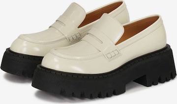 balta Kazar Studio Loaferai