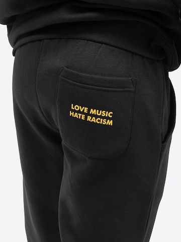 LONSDALE Tapered Broek 'Sounds Two' in Zwart