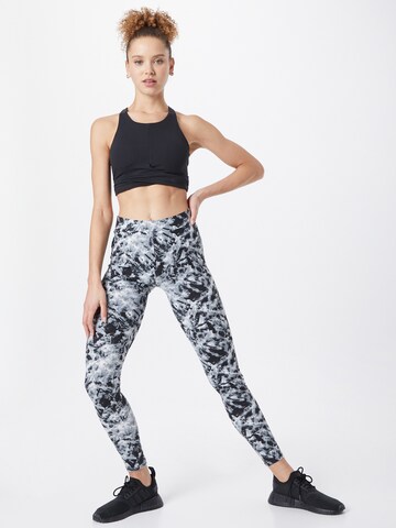 Urban Classics Skinny Leggings i svart