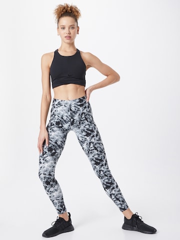 Skinny Leggings di Urban Classics in nero