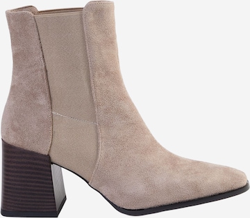 Boots chelsea di Trendyol in marrone: frontale
