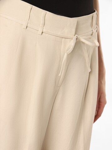 OPUS Loosefit Bundfaltenhose in Beige