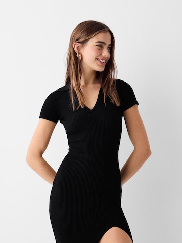 Rochie de la Bershka pe negru