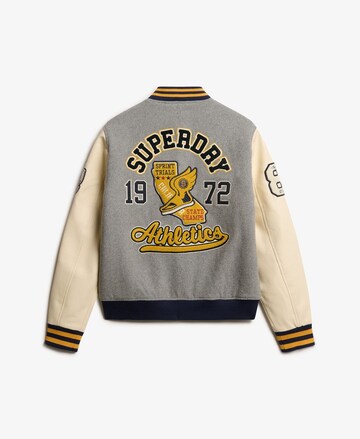 Superdry Tussenjas in Grijs