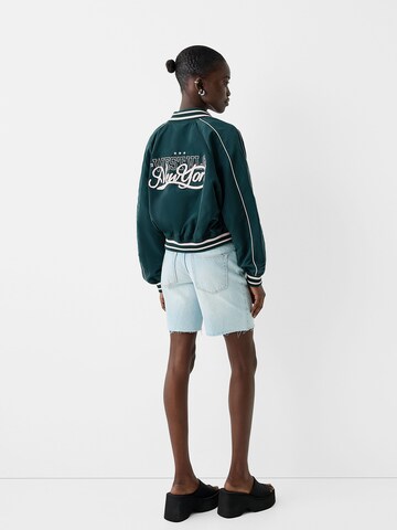 Bershka Jacke in Grün