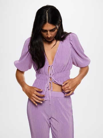 MANGO Normalny krój Spodnie 'Monica' w kolorze fioletowy