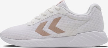 Hummel Sneakers in White: front