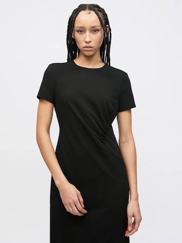 Calvin Klein Šaty – černá