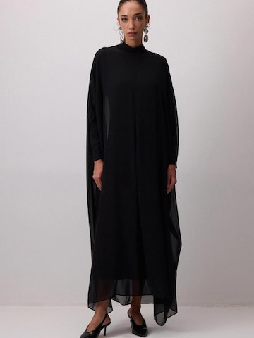 Touché Privé Kleid 'Bat Sleeve Chiffon Dress' in Schwarz