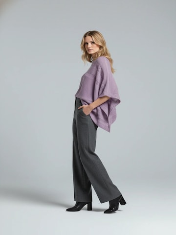 No Matter What Cape in Lila