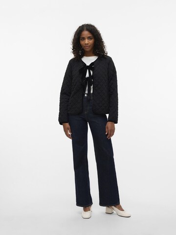 VERO MODA Overgangsjakke i sort