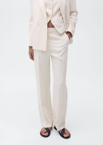 MANGO regular Bukser med fals 'TEMPO' i beige: forside