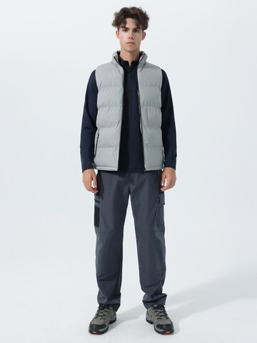 Youthup Vest in Grey