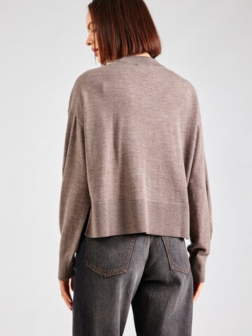 Pull-over rosemunde en marron