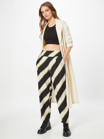 Masai Loose fit Pleat-Front Pants 'MAPai' in Mixed colors