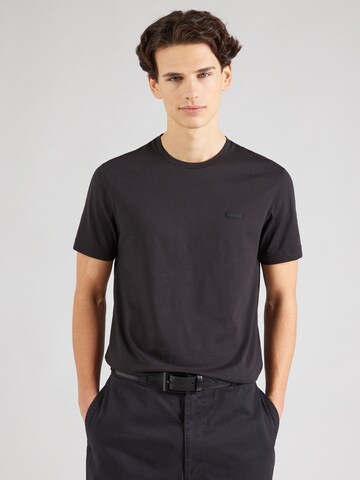 Calvin Klein Футболка в Черный: спереди