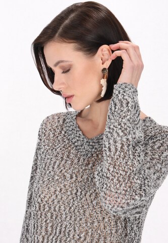 usha FESTIVAL Sweater in Grey