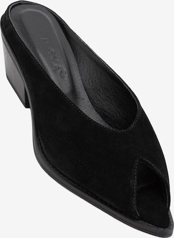 Mule 'Rinesa' Limoya en noir : devant