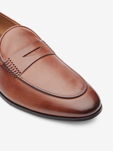 Chaussure basse 'Verona' LOTTUSSE en marron