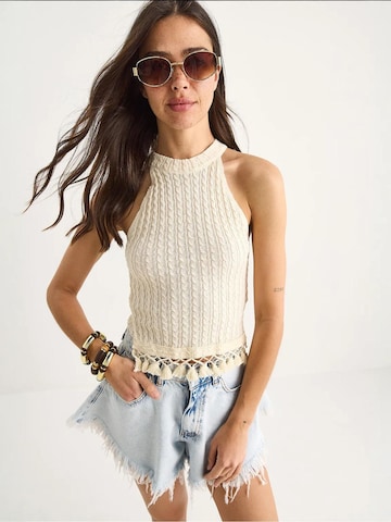 Bianco Lucci Gebreide top in Beige: voorkant