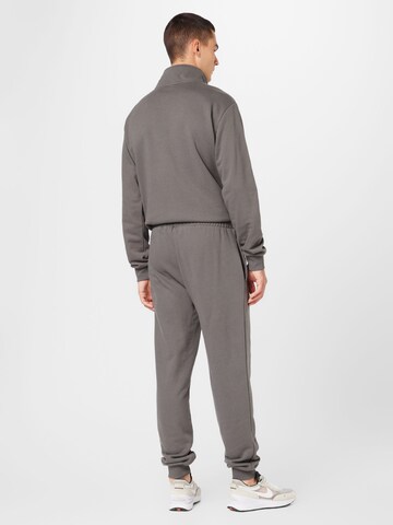 Virtus Tapered Workout Pants 'Hotown' in Grey