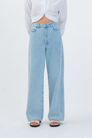 Aligne Wide leg Jeans 'Freda' in Blue: front