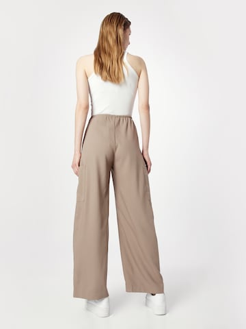 WEEKDAY Wide Leg Hose 'Adisa' in Braun