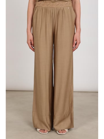 nukus Baggy Broek 'merel' in Beige
