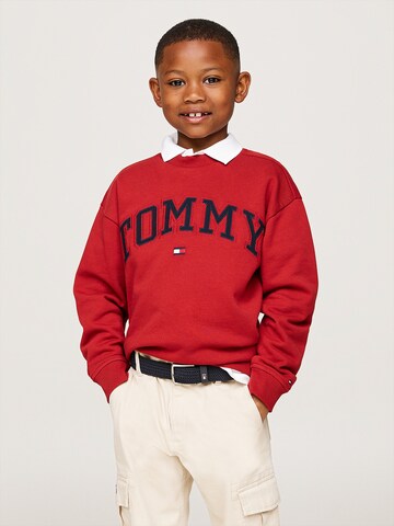 TOMMY HILFIGER Sweatshirt in Rot