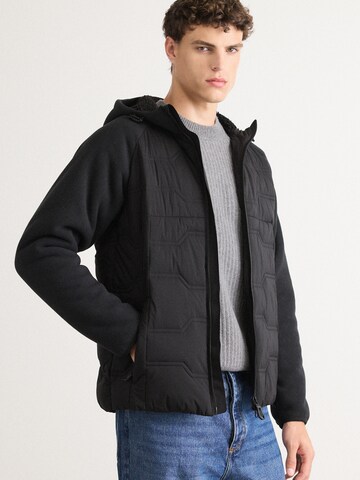 Veste mi-saison 'Hole' BOSS en noir