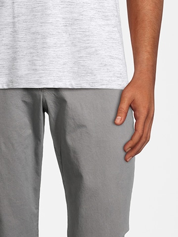 AÉROPOSTALE Slimfit Hose in Grau